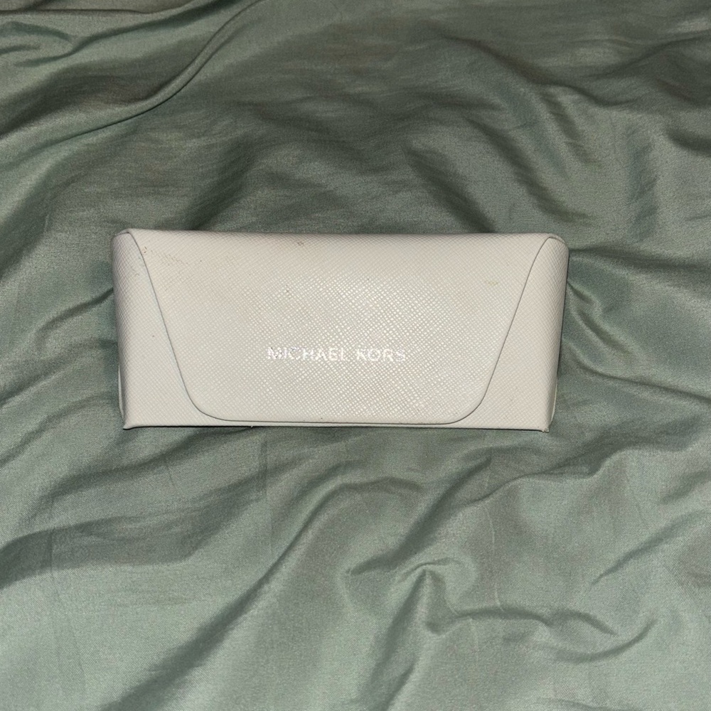 Michael Kors Cream Clutch